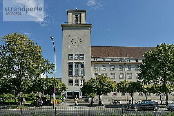 Rathaus Tempelhof  Tempelhofer Damm  Tempelhof  Berlin  Deutschland  Europa