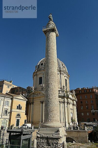 Kirche Santissimo Nome di Maria al Foro Traiano  Trajanssäule  Trajansforum  Rom  Italien  Europa