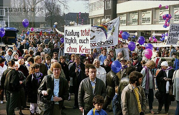 Ruhrgebiet. Ostermarsch Ruhr am 2. 4. 1988 Essen