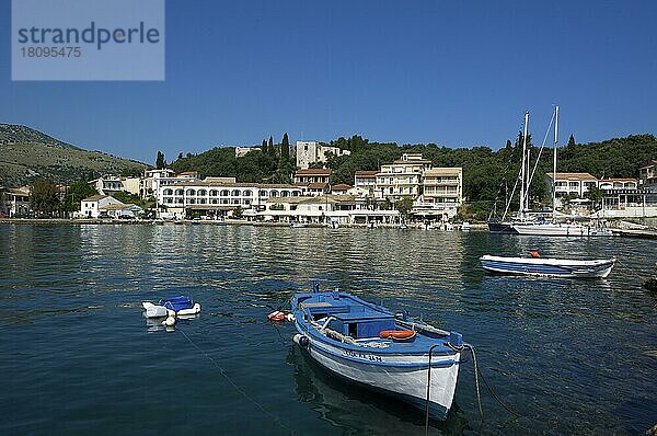 Hafen von Kassiopi  Korfu  Ionische Inseln  Griechenland  Europa