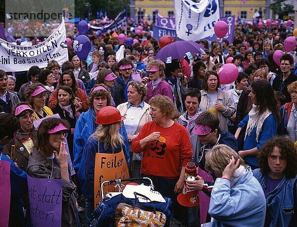 Hier am 7 3 1987 für Gleichberechtigung Dortmund Der Internationale Frauentag