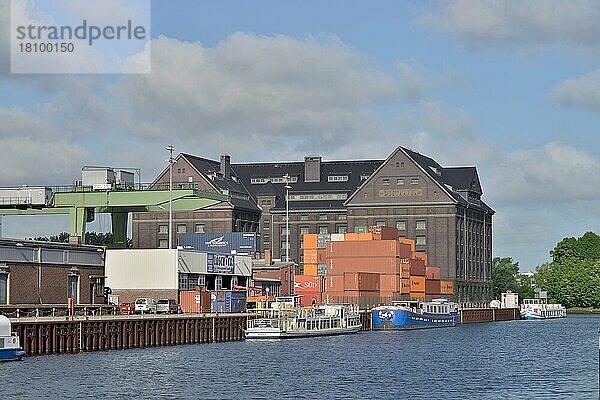 Lagerhaus  Behala  Westhafen  Berlin  Deutschland  Europa