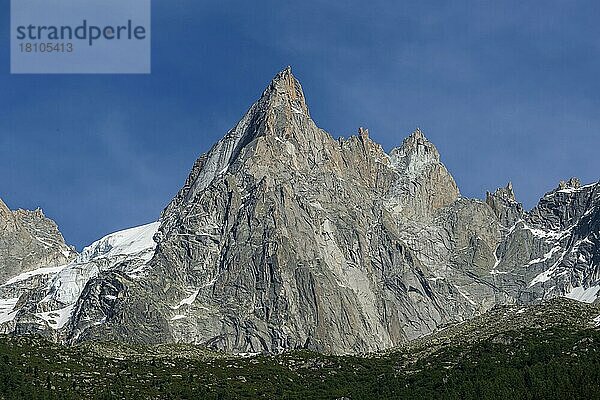 Berge Aiguille de Blaitière  3522m  Aiguille des Ciseaux und Aiguille du Fou  Chamonix-Mont-Blanc  Haute-Savoie  Rhône-Alpes  Frankreich  Europa