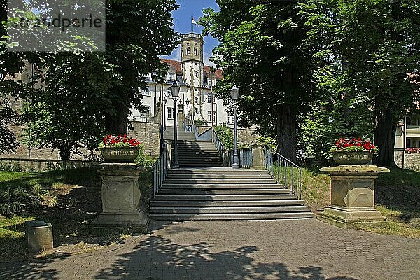 Treppenaufgang vom Hofgarten zum ehemaligen hohenlohischen Schloss  Öhringen  Baden-Württemberg  Deutschland  Europa