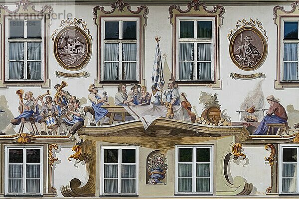 Haus des Verlegers Georg Lang  Geburtshaus von Ludwig Thoma  Lüftlmalerei  Oberammergau  Oberbayern  Bayern  Deutschland  Europa