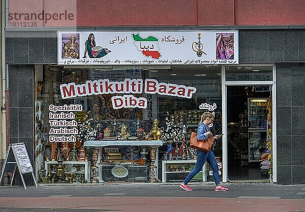 Multikulti-Bazar  Neusser Straße  Nippes  Köln  Nordrhein-Westfalen  Deutschland  Europa