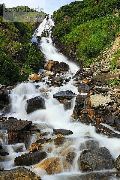 Wasserfall am Nufenenpass  Wallis  Schweiz  Europa