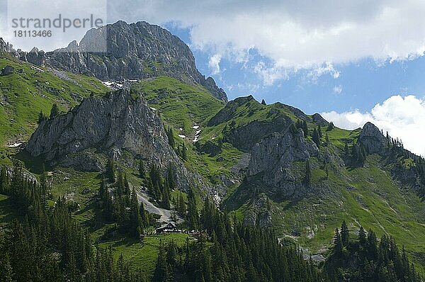 Köllenspitze und Tannheimer Hütte  Tannheimer Berge  Tannheimer Tal  Tirol  Österreich  Europa