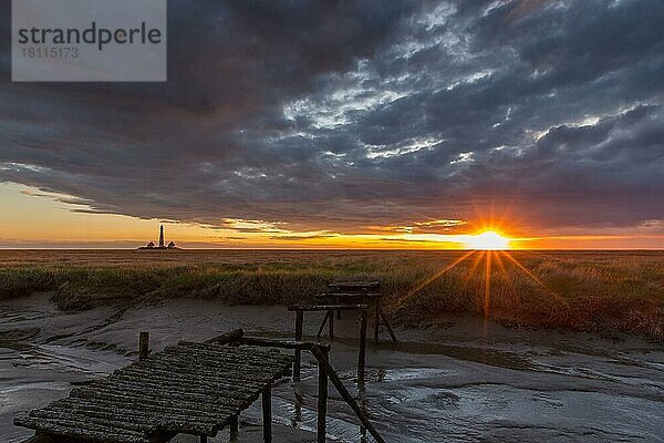 Sonnenuntergang in Westerhever  Nordstrand  Schleswig-Holstein