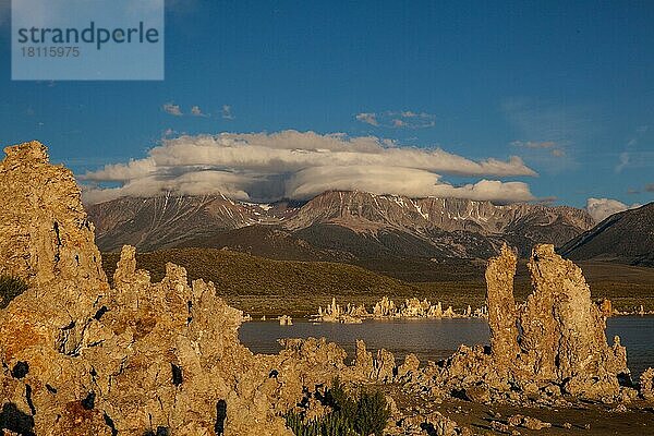 Mono Lake  Kalifornien  USA  Nordamerika