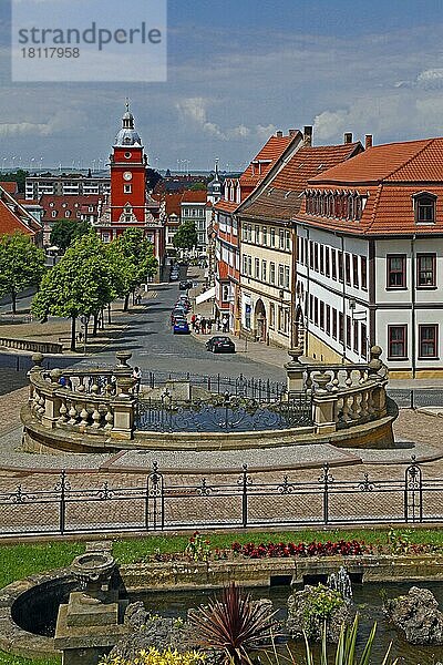 Die Wasserkunst  roter Turm vom historischen Rathaus  Residenzstadt Gotha  Thüringen  Deutschland  Europa