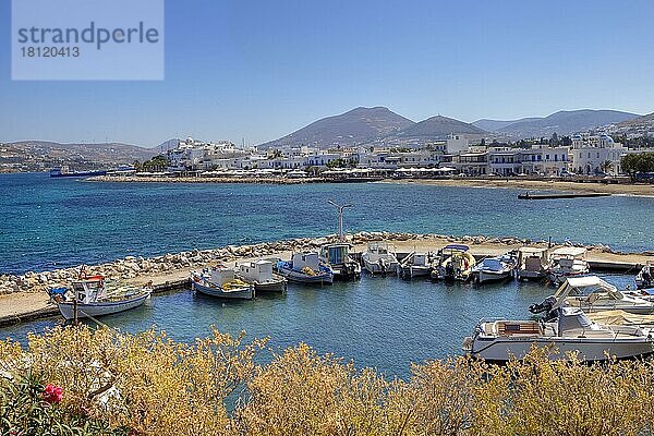 Yachthafen  Parikia  Strand  Paros  Kykladen  Jacht  Griechenland  Europa