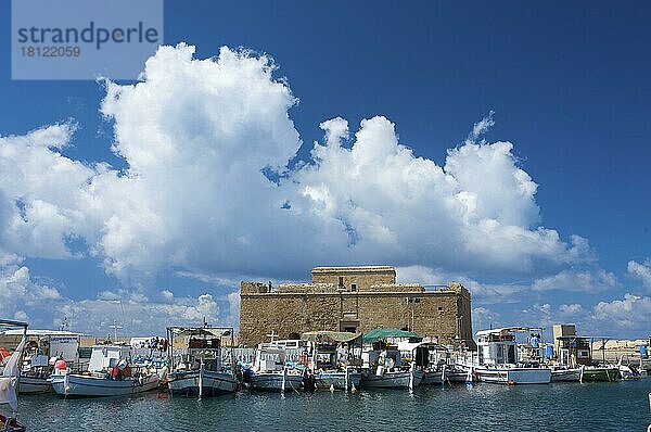Fort am Hafen von Pafos  Paphos  Süd Zypern  Süd Zypern