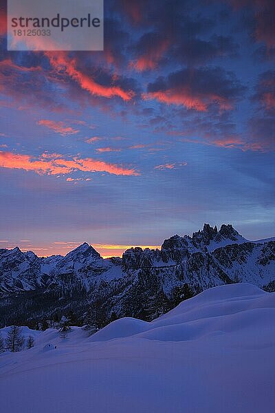 Antelao  Croda da Lago  Dolomiten  Südtirol  Italien  Europa