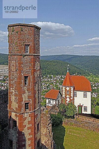 Bergfeste mit sechseckigem Treppenturm und Kommandantenhaus  Neckargemünd Ortsteil Dilsberg  Rhein-Neckar-Kreis  Baden-Württemberg  Neckargemünd  Deutschland  Europa