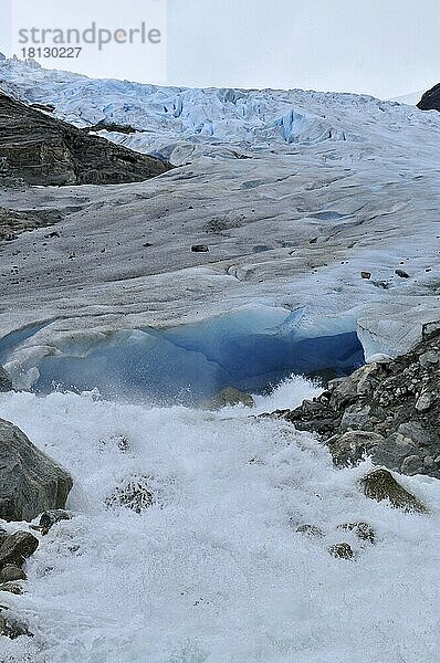 Gletscher Bödalsbreen  Bodalsbreen  Londal  Gletscherzunge  Löndal  Norwegen  Europa