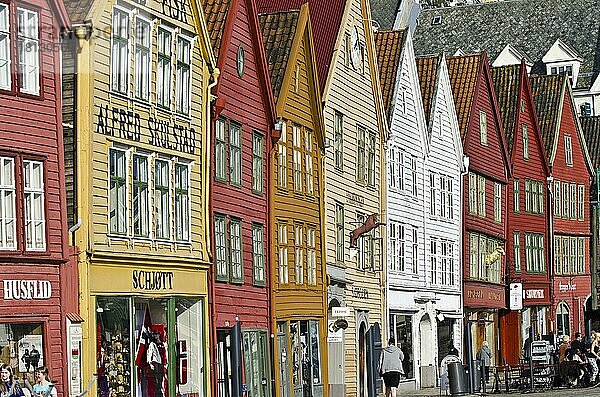 Tyske Brygge  Hanseatenviertel  Bergen  Hordaland  Norwegen  Skandinavien  Europa