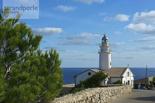 Leuchtturm am Punta de Capdepera  Cala Rajada  Mallorca  Balearen  Spanien  Europa