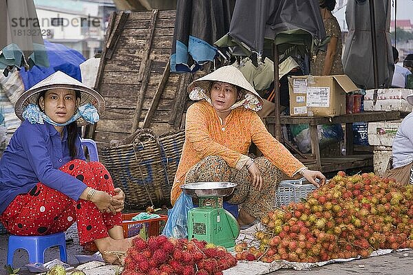 Marktverkäuferin  Markt  Cai Be  Mekong-Delta  Vietnam  Asien