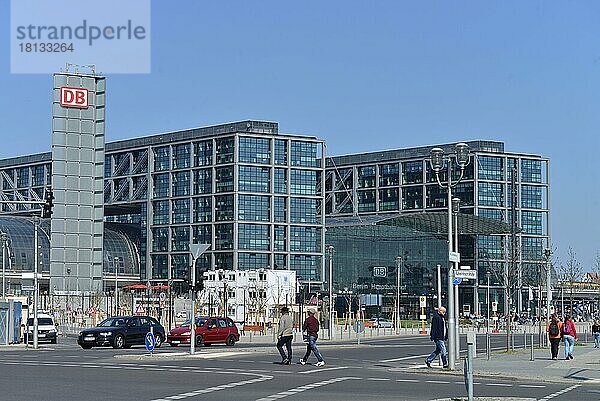 Hauptbahnhof  Mitte  Berlin  Deutschland  Europa