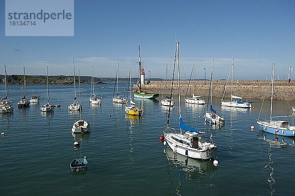 Hafen  Erquy  Bretagne  Frankreich  Europa