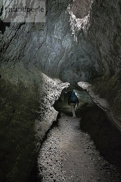 Lavahöhle Cueva de las Palomas  Las Manchas  La Palma  Spanien  Europa