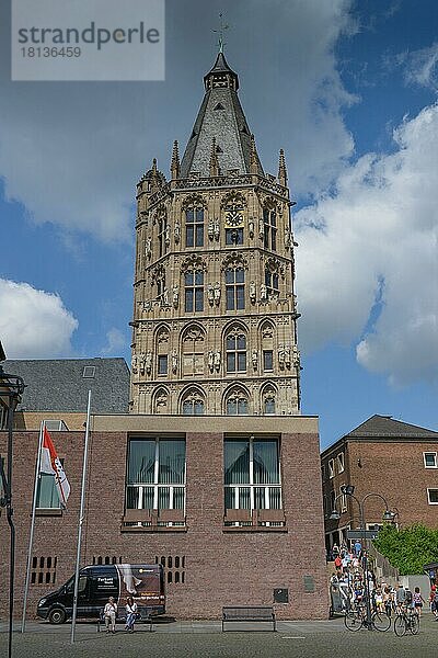 Alter Markt  Altes Rathaus  Köln  Nordrhein-Westfalen  Deutschland  Europa