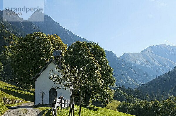 Gerstruben mit Höfats  bei Oberstdorf  Allgäu  Bayern  Deutschland  Europa