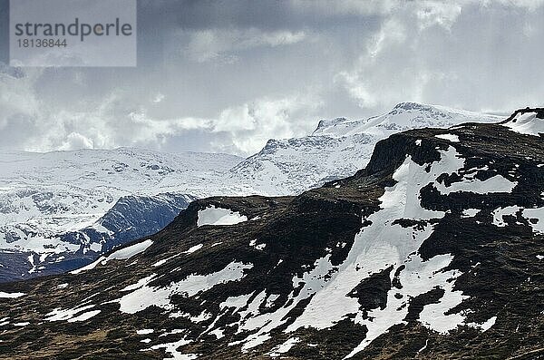 Landschaft Valdres  Bessegengrat  Provinz Oppland  Norwegen  Besseggi  Besseggen-Grat  Besseggen Grat  Europa