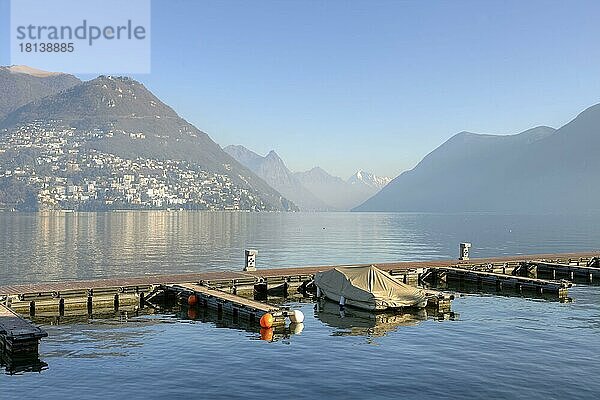 Monte Bre  Luganer See  Lugano  Tessin  Lago di Lugano  Lago di Ceresio  Schweiz  Europa