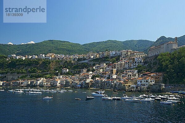 Hafen von Scilla  Costa Viola  Kalabrien  Italien  Europa