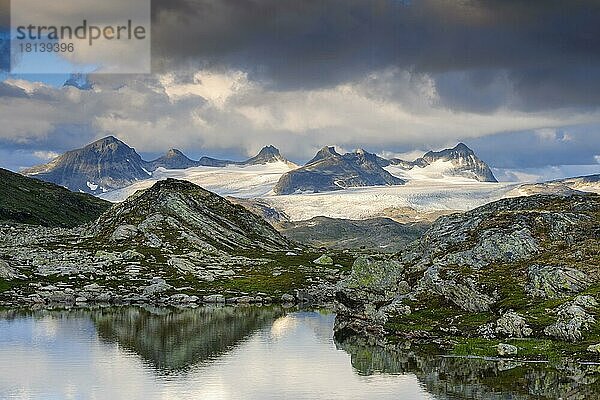 Berg  Fjell  Jotunheimen Nationalpark  Oppland  Norwegen  Europa