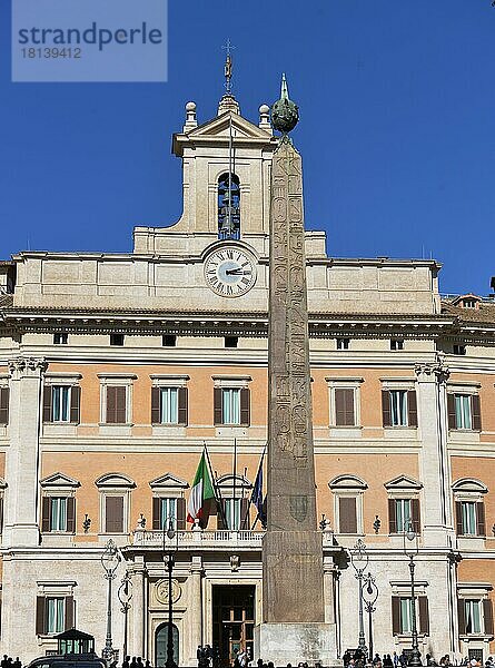 Palazzo Montecitorio  Parlament  Piazza Montecitorio  Rom  Italien  Europa