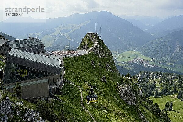 Wendelstein (1838 m)  Seilbahnstation  Wendelsteinmassiv  Juli  Mangfallgebirge  Bayerische Voralpen  Bayern  Deutschland  Europa