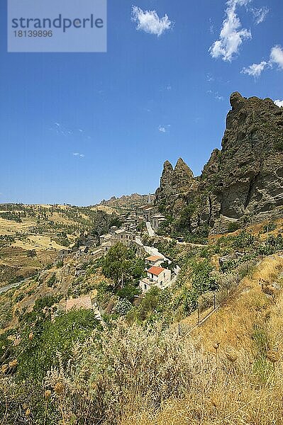 Bergdorf Pentedattilo  Aspromonte  Kalabrien  Italien  Europa