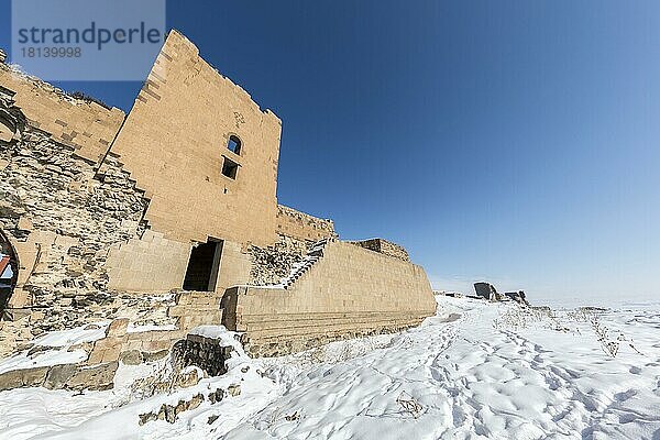 Stadtmauern von Ani. Ani ist eine ruinierte mittelalterliche armenische Stadt  die heute in der türkischen Provinz Kars und neben der geschlossenen Grenze zu Armenien