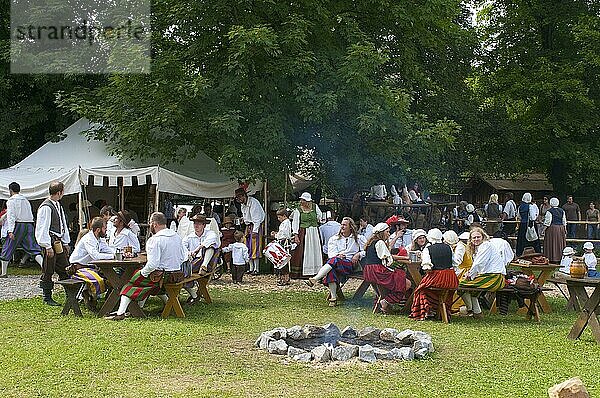 Lagerleben im Wallensteinsommer 1630  historische Woche  Memmingen  Allgäu  Schwaben  Bayern  Deutschland  Europa