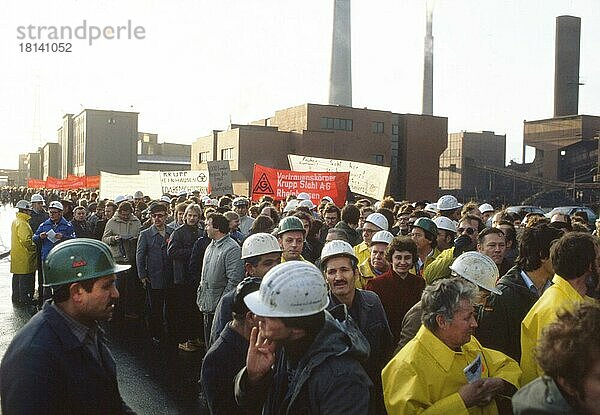 Rheinhausen. Warnstreik und Demonstration der IG Metall ca. 1983-4