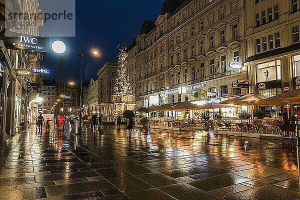Graben mit Pestsäule bei Nacht  Wien  Österreich  Europa