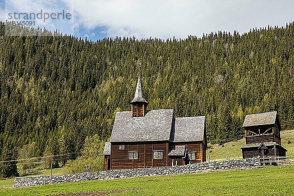 Lomen Stabkirche  Lomen  Oppland  Norwegen  Europa