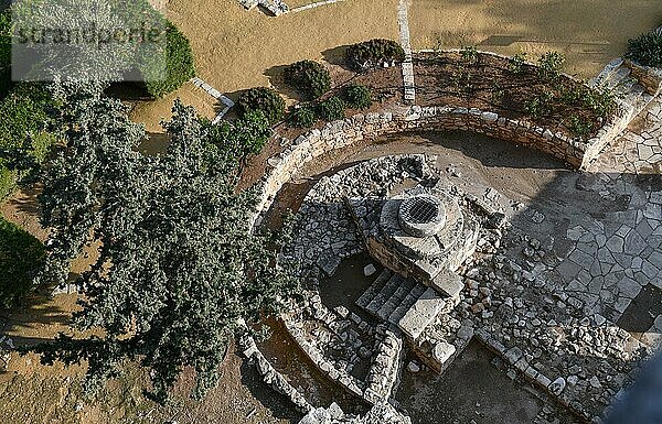 Brunnen  Kreuzfahrerburg Kolossi  Limassol  Zypern  Europa