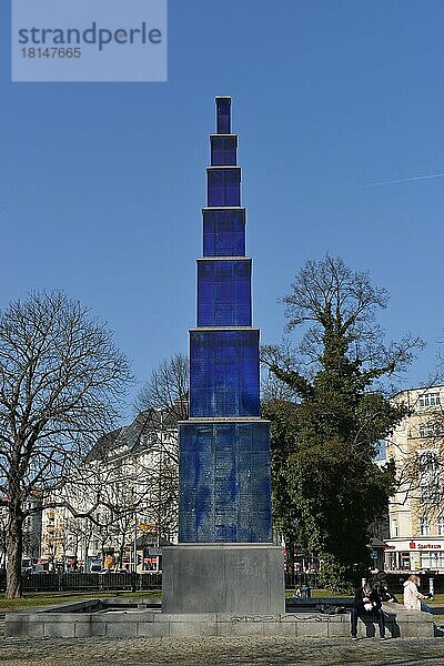 Blauer Obelisk  Theodor-Heuss-Platz  Charlottenburg  Berlin  Deutschland  Europa