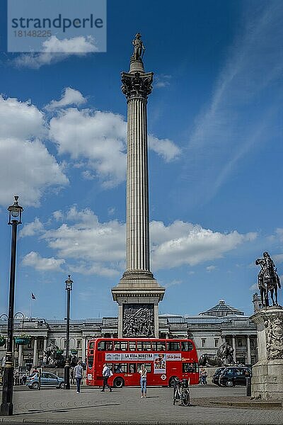 Nelson-Säule  Nelsonsäule  Trafalgar Square  London  England  Großbritannien  Europa