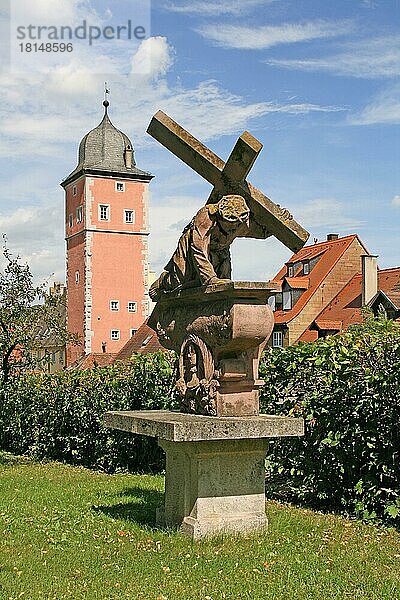 Statue von Jesus Christus  Stadtmauer  Klingentor  Ochsenfurt  Bayern  Kreuzweg  Deutschland  Europa
