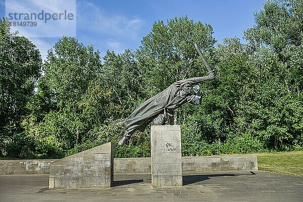 Gedenkstätte für die Interbrigadisten im Spanischen Bürgerkrieg  Volkspark  Friedrichshain  Berlin  Deutschland  Europa