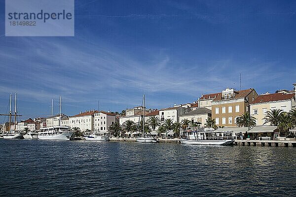 Hafen von Mali Losinj  Losinj  Insel Cres  Kroatien  Kvarner Bucht  Adria  Kroatien  Europa