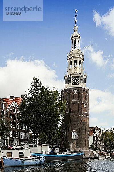 Der Montelbaanstoren-Turm  Waalseilandsgracht  Amsterdam  Holland  Niederlande  Europa