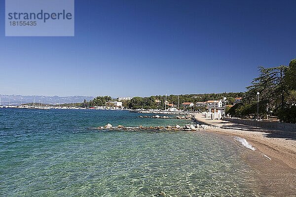 Strand bei Malinska  Insel Krk  Kroatien  Kvarner Bucht  Adria  Kroatien  Europa