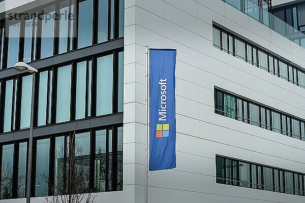Microsoft Deutschlandzentrale  Walter-Gropius-Straße  Schwabing  München  Bayern  Deutschland  Europa