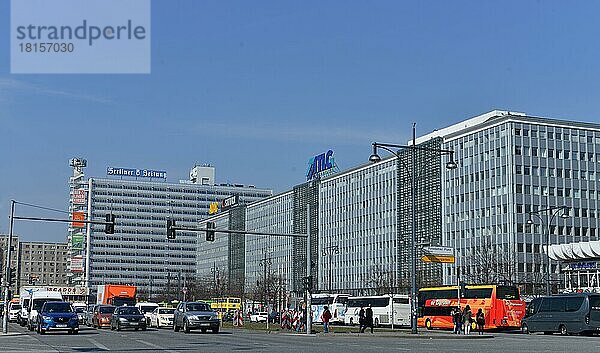 Hochhäuser  Alexanderplatz  Mitte  Berlin  Deutschland  Europa